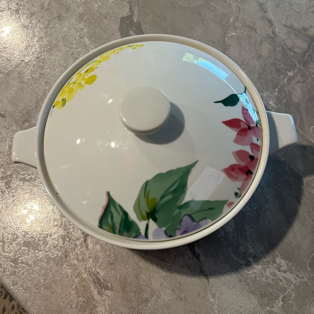 Savoir Vivre “Meadow Splendor YA053” Casserole Dish - Picture 2 of 5
